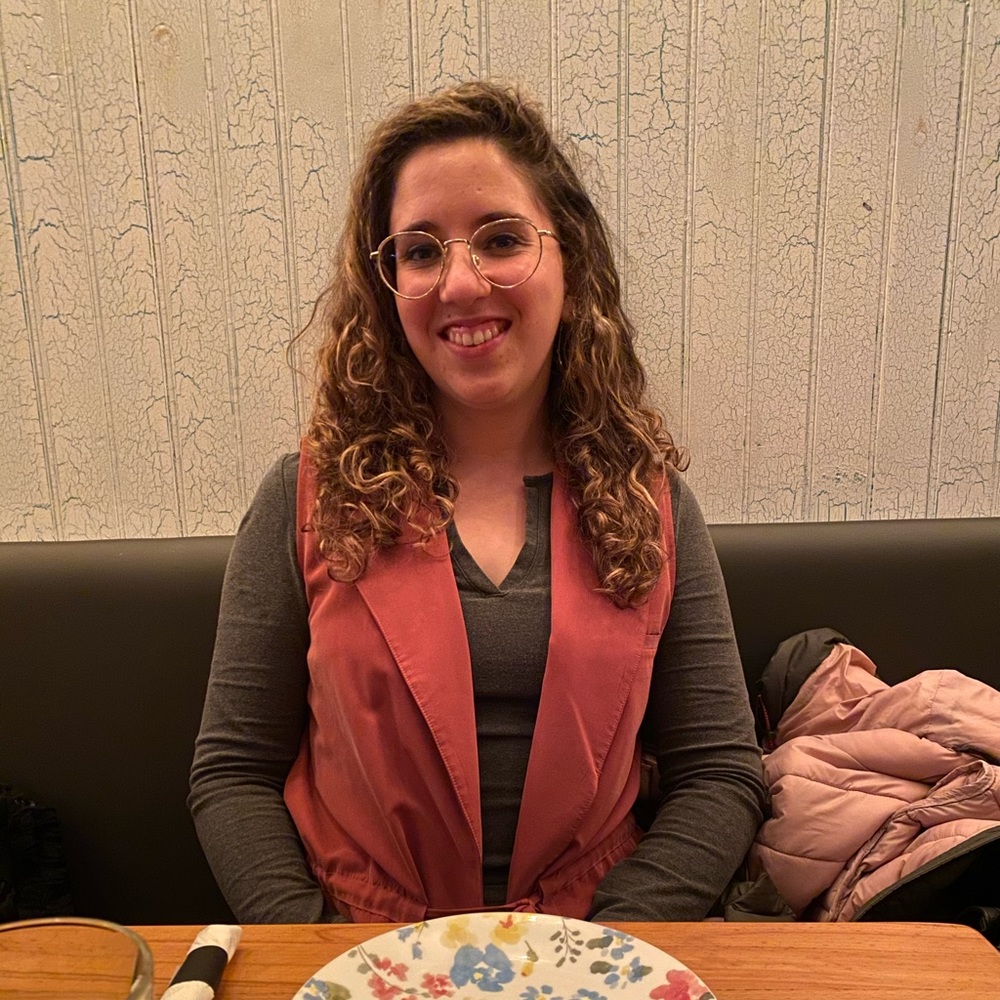 Meet your Posher, Alyssa